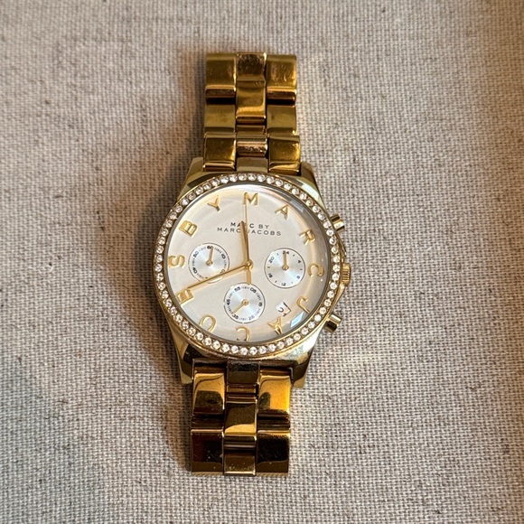 Marc Jacobs Gold-Tone Women's Watch - Picture 1 of 3